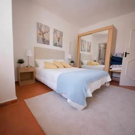 Semesterbostad Limoeiro - Checkinhome